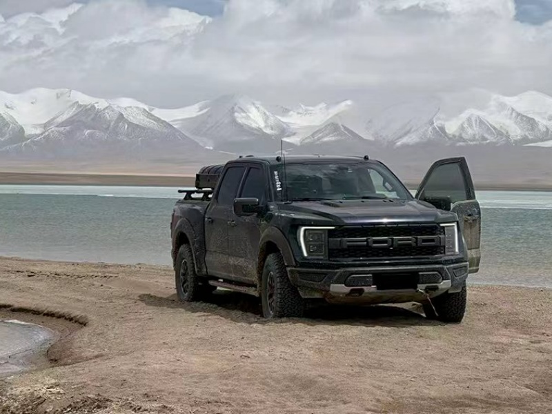 Showcase of the AIRBFT Airbag Kit for the Ford F-150 Raptor